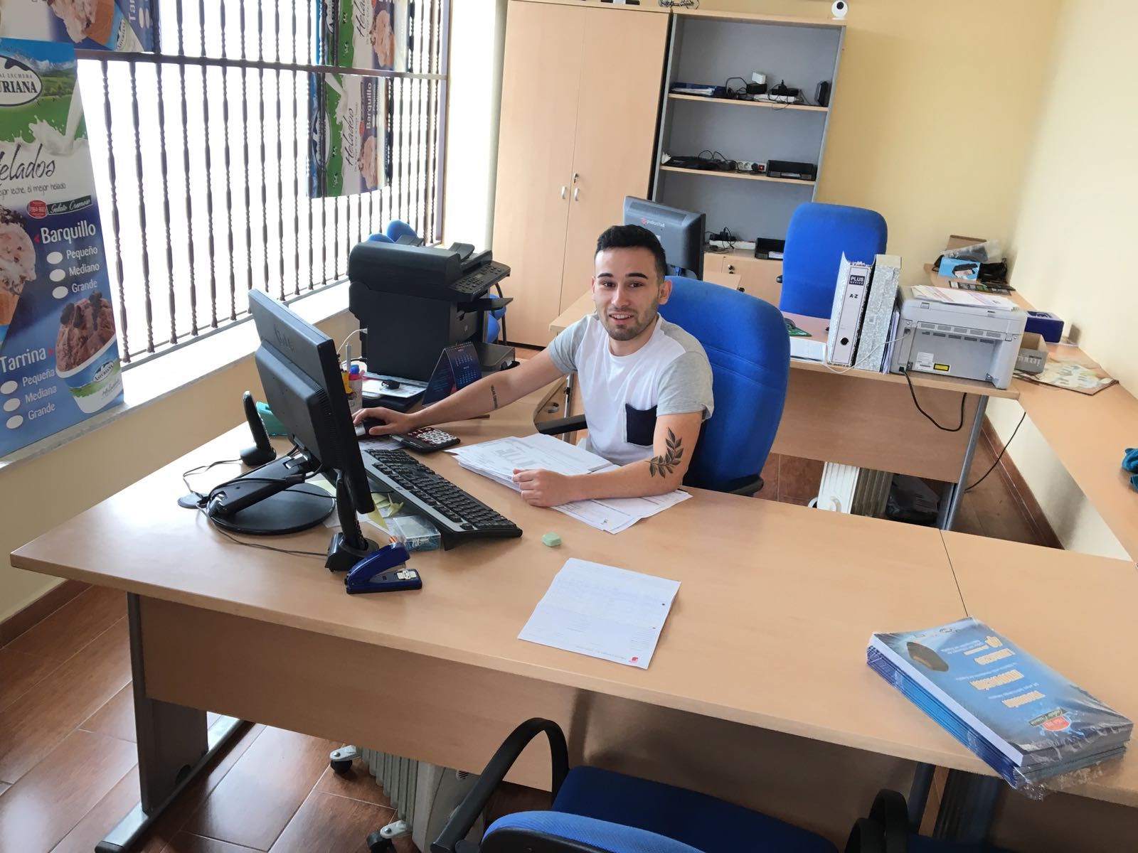 Alumno del curso 2017-18 haciendo las prácticas en una empresa